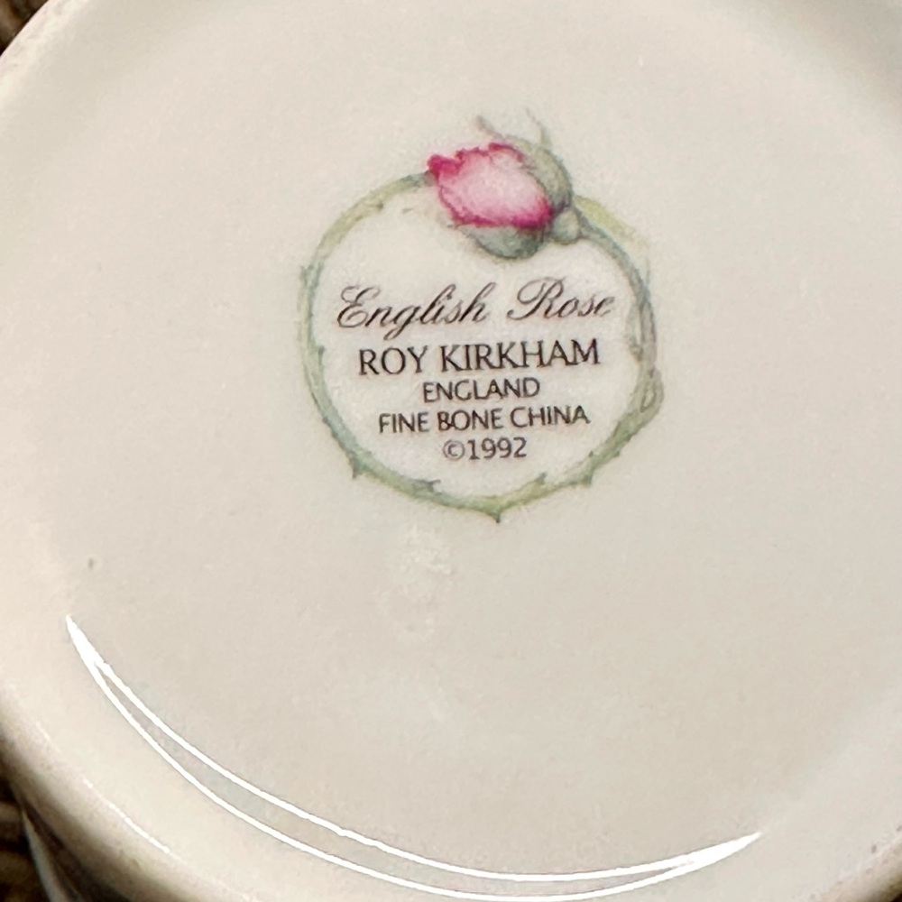 Roy Kirkham Fine Bone China Mugs Rose du Temps Redoute Rose and English Rose - Picture 8 of 13